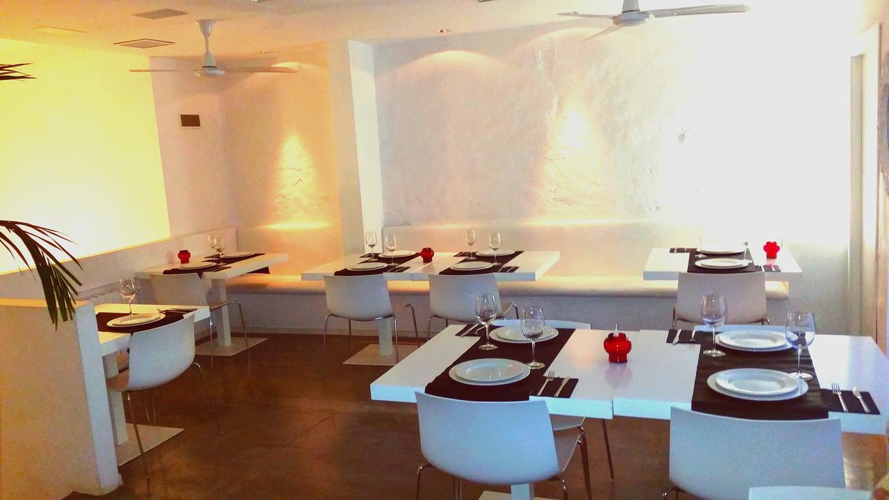 Hotel Raimblanc Villargordo del Cabriel Bagian luar foto